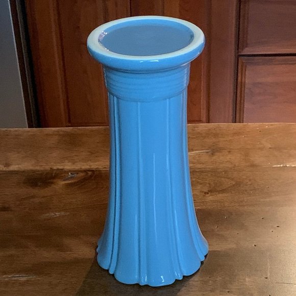 Fiesta Vintage Retired Color Periwinkle Blue Medium 9 5/8” Fluted Flower Vase - Picture 8 of 10